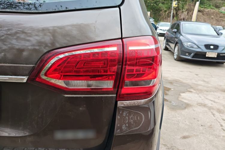 Used Haval H6 2015 Sport Edition 1.5T Automatic Two-Wheel Drive Luxury Model Right Rear Taillight