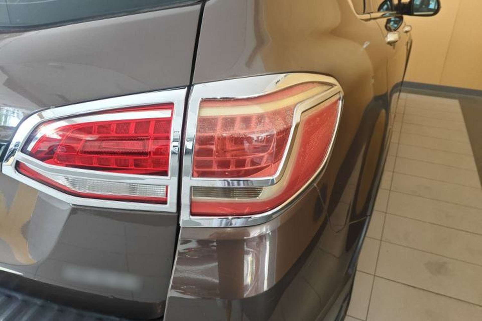 Used Haval H6 2015 Sport Edition 1.5T Automatic Two-Wheel Drive Luxury Model Right Rear Taillight