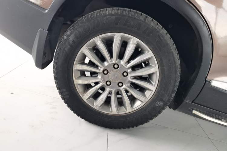 Used Haval H6 2015 Sport Edition 1.5T Automatic Two-Wheel Drive Luxury Model Right Rear Wheel Hub
