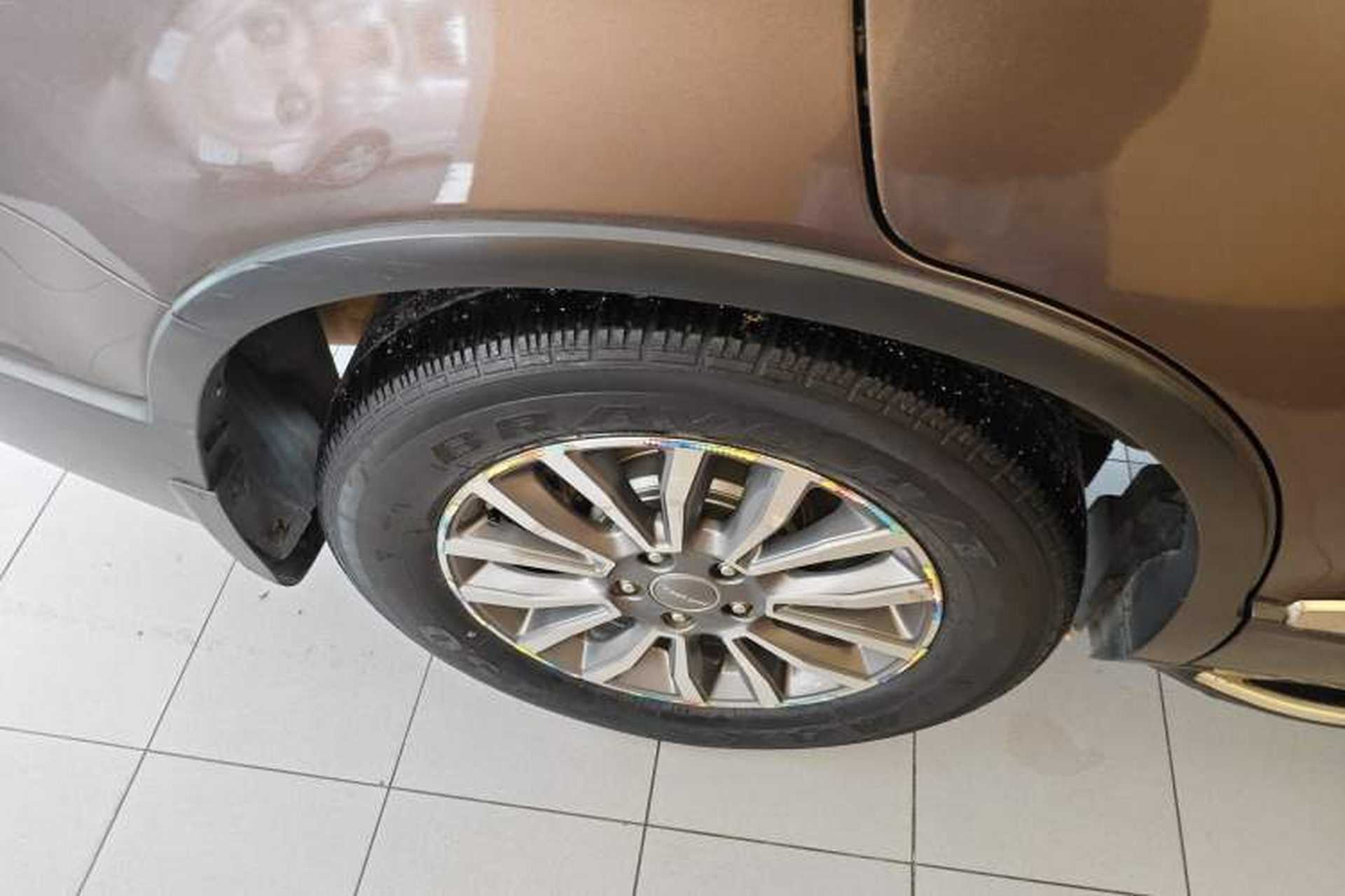 Used Haval H6 2015 Sport Edition 1.5T Automatic Two-Wheel Drive Luxury Model Right Rear Wheel Hub