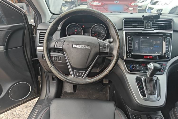 Used Haval H6 2015 Sport Edition 1.5T Automatic Two-Wheel Drive Luxury Model Steering Wheel