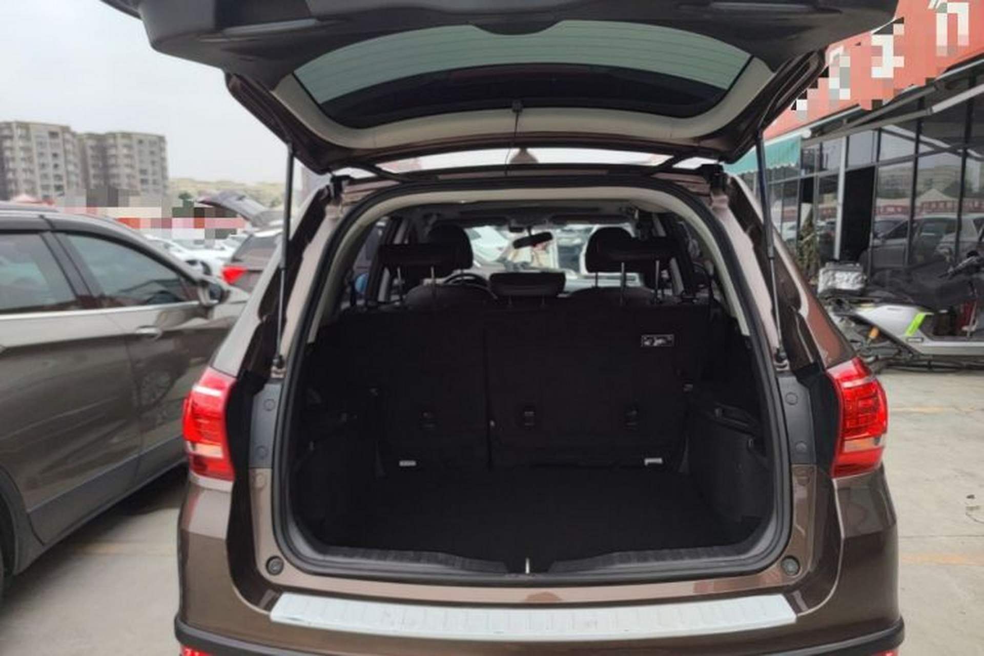 Used Haval H6 2015 Sport Edition 1.5T Automatic Two-Wheel Drive Luxury Model Trunk