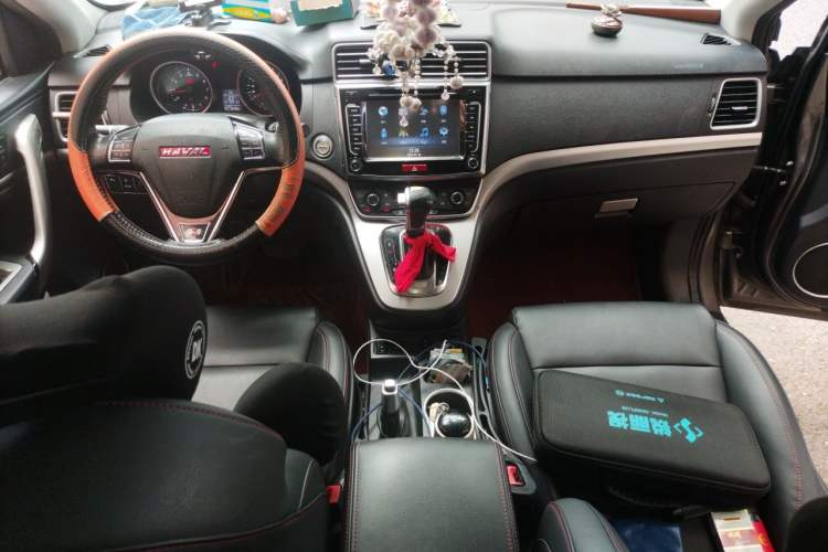 Used Haval H6 2015 Sport Edition 1.5T Automatic Two-Wheel Drive Luxury Model Audio And AC Panel