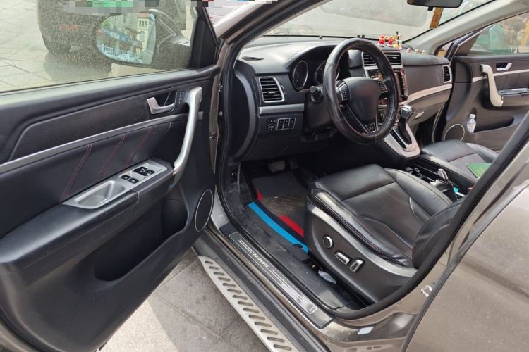 Used Haval H6 2015 Sport Edition 1.5T Automatic Two-Wheel Drive Luxury Model Driver Seat