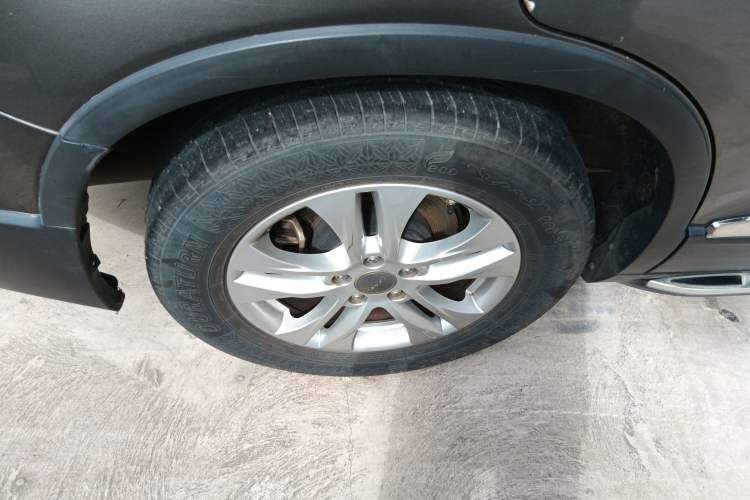 Used Haval H6 2015 Revised Version Sport Edition 1.5T Manual Transmission Two-Wheel Drive Elite Grade Exterior 5