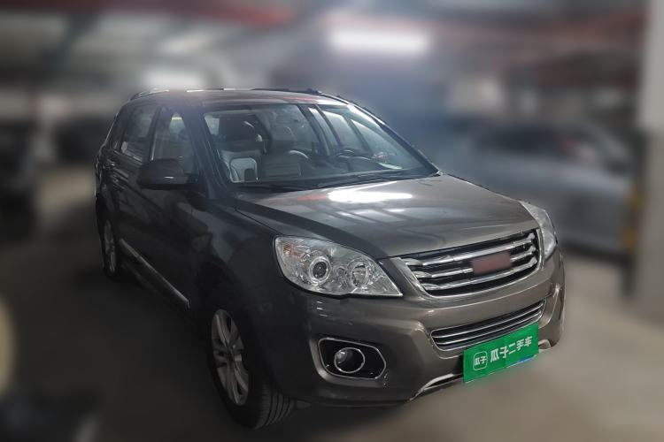 Used Haval H6 2015 Upgraded Model 1.5T Manual Two-Wheel Drive Elite Version Front Right 45 Deg