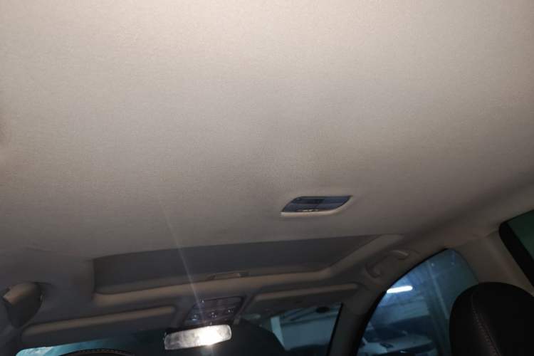 Used Haval H6 2015 Upgraded Model 1.5T Manual Two-Wheel Drive Elite Version Headliner
