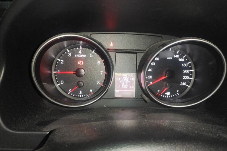 Used Haval H6 2015 Upgraded Model 1.5T Manual Two-Wheel Drive Elite Version Instrument Cluster