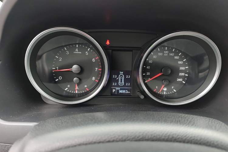 Used Haval H6 2015 Sport Edition 1.5T Automatic Two-Wheel Drive Luxury Model Instrument Cluster