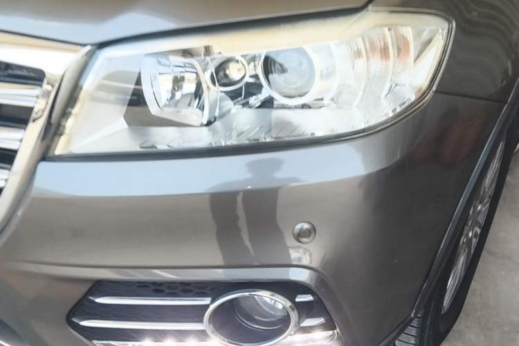 Used Haval H6 2015 Sport Edition 1.5T Automatic Two-Wheel Drive Luxury Model Left Front Headlight