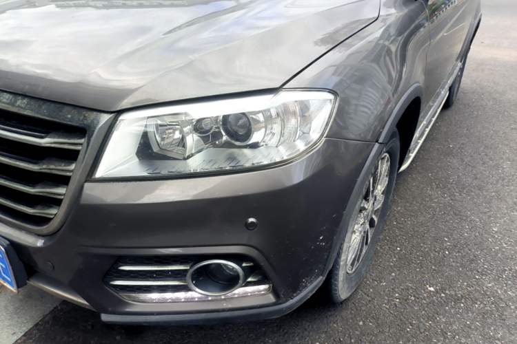 Used Haval H6 2015 Sport Edition 1.5T Automatic Two-Wheel Drive Luxury Model Left Front Headlight