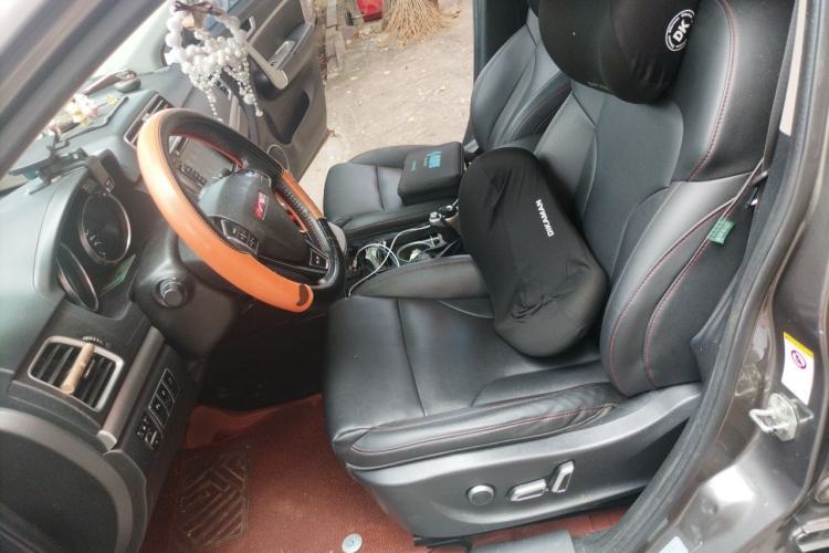 Used Haval H6 2015 Sport Edition 1.5T Automatic Two-Wheel Drive Luxury Model Left Front Seat