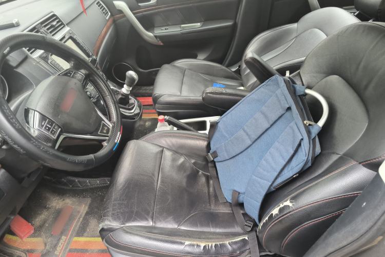 Used Haval H6 2015 Sport Edition 1.5T Manual Two-Wheel Drive Elite Model Left Front Seat