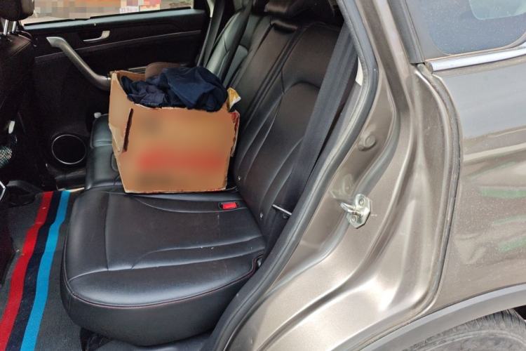 Used Haval H6 2015 Sport Edition 1.5T Automatic Two-Wheel Drive Luxury Model Left Rear Seat