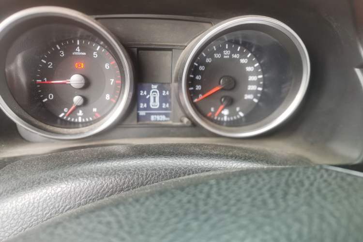 Used Haval H6 2015 Revised Version Sport Edition 1.5T Manual Transmission Two-Wheel Drive Elite Grade Odometer Close Up