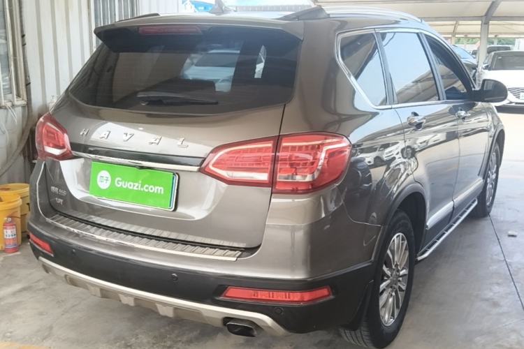 Used Haval H6 2015 Sport Edition 1.5T Automatic Two-Wheel Drive Luxury Model Rear Right 45 Deg
