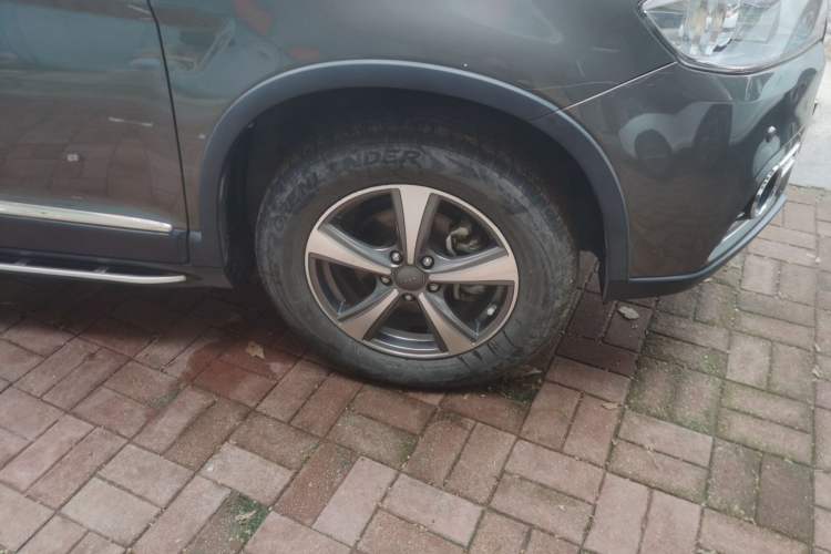 Used Haval H6 2015 Revised Version Sport Edition 1.5T Manual Transmission Two-Wheel Drive Elite Grade Right Front Wheel Hub