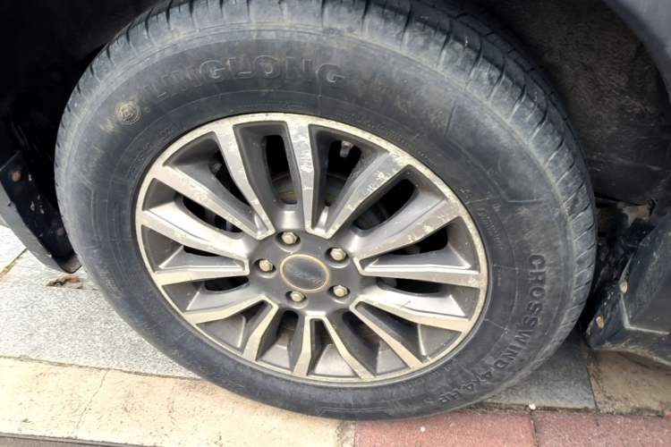 Used Haval H6 2015 Sport Edition 1.5T Automatic Two-Wheel Drive Luxury Model Right Rear Wheel Hub