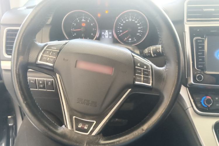 Used Haval H6 2015 Sport Edition 1.5T Automatic Two-Wheel Drive Luxury Model Steering Wheel