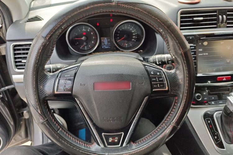 Used Haval H6 2015 Sport Edition 1.5T Automatic Two-Wheel Drive Luxury Model Steering Wheel
