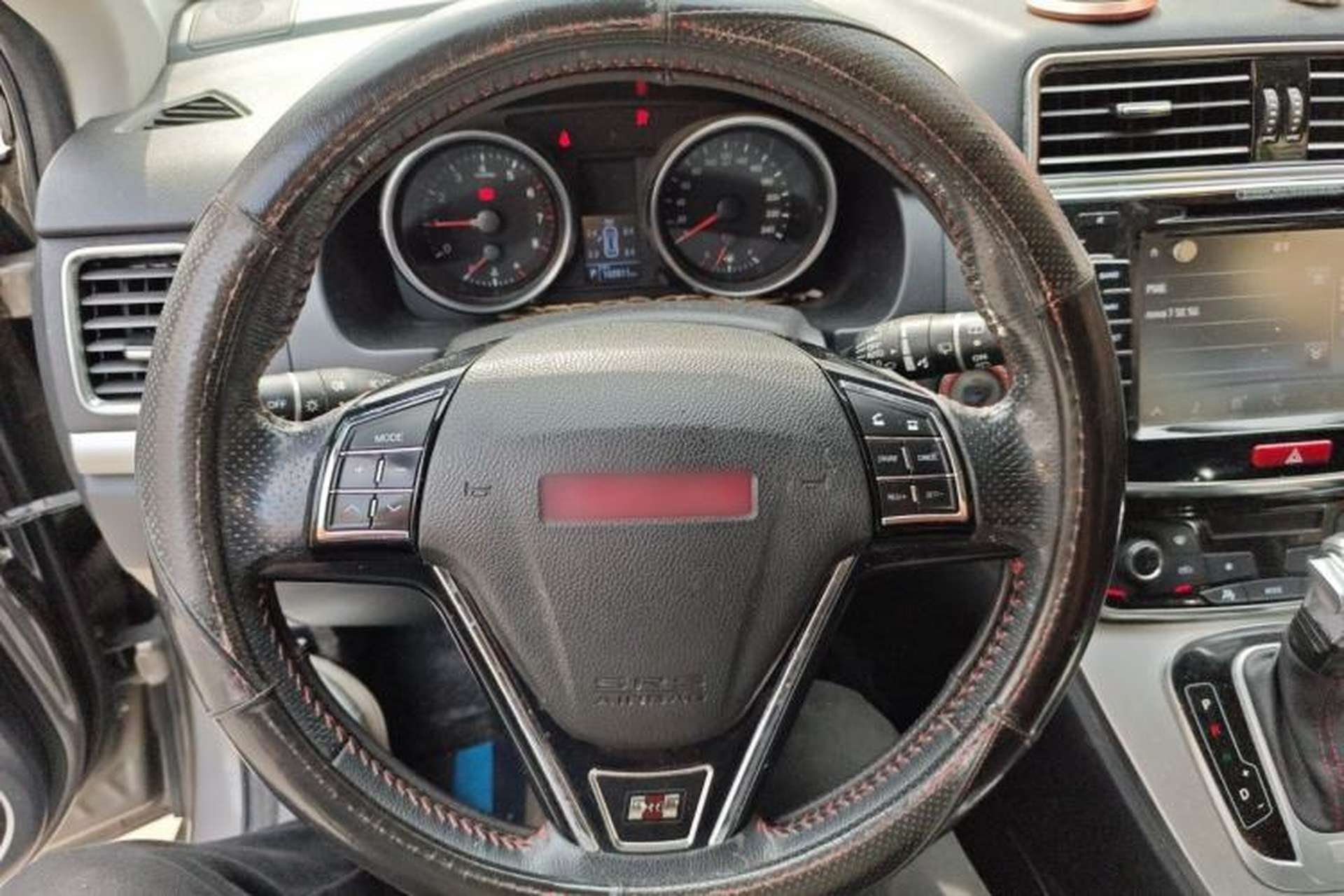 Used Haval H6 2015 Sport Edition 1.5T Automatic Two-Wheel Drive Luxury Model Steering Wheel
