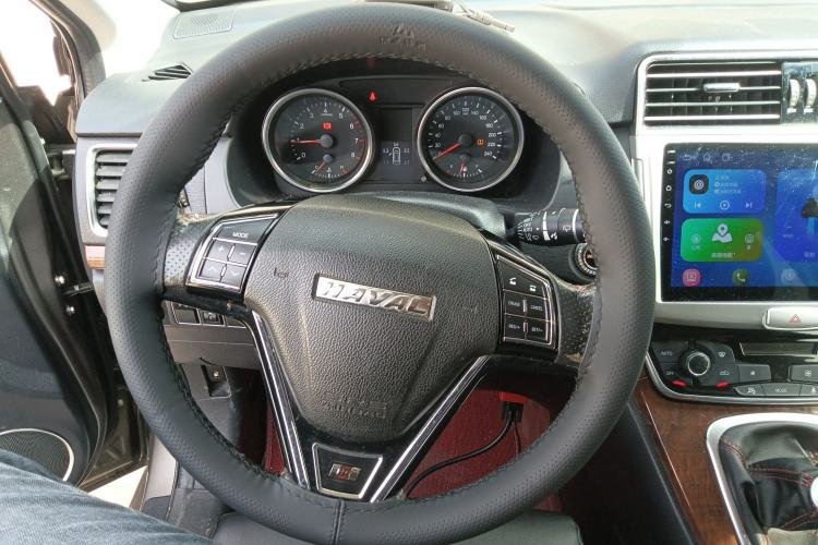 Used Haval H6 2015 Revised Version Sport Edition 1.5T Manual Transmission Two-Wheel Drive Elite Grade Steering Wheel