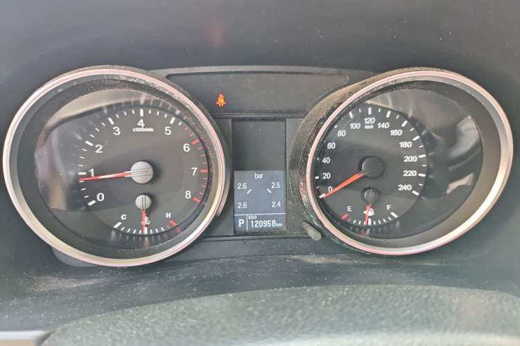 Used Haval H6 2015 Sport Edition 1.5T Automatic Two-Wheel Drive Luxury Model Instrument Cluster