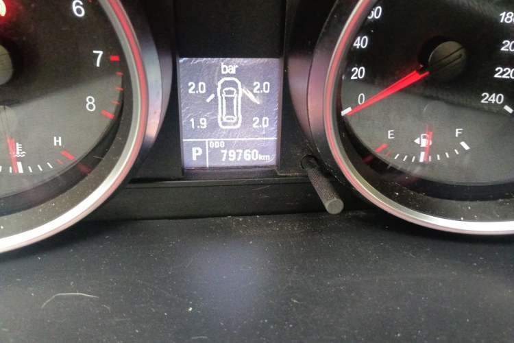 Used Haval H6 2015 Sport Edition 1.5T Automatic Two-Wheel Drive Luxury Model Odometer Close Up