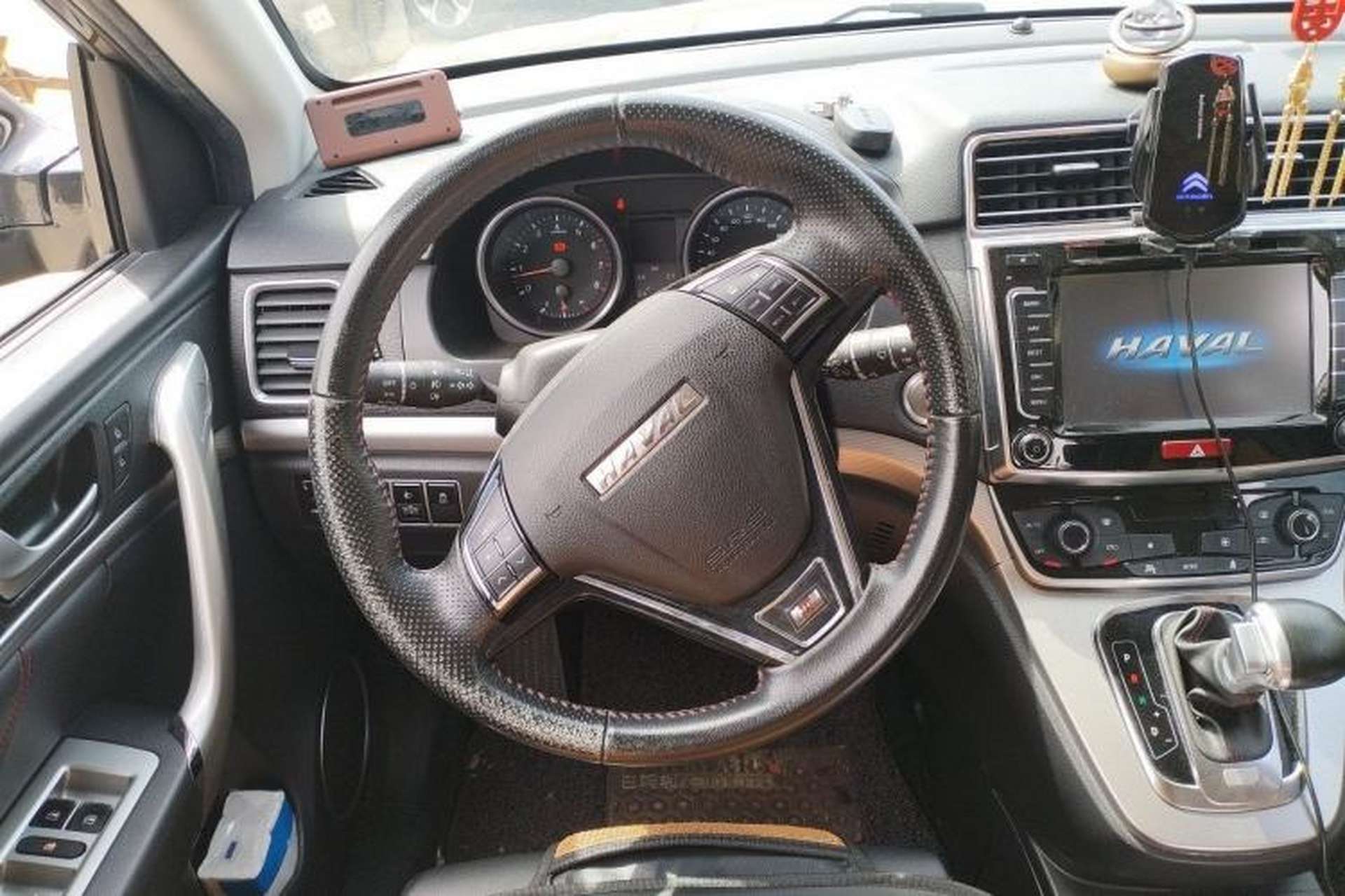 Used Haval H6 2015 Sport Edition 1.5T Automatic Two-Wheel Drive Luxury Model Steering Wheel