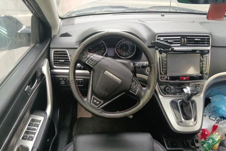 Used Haval H6 2015 Sport Edition 1.5T Automatic Two-Wheel Drive Luxury Model Steering Wheel