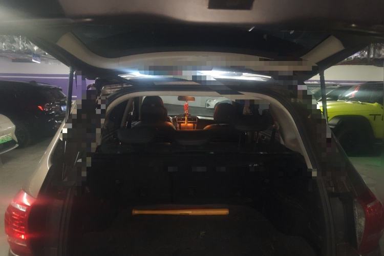 Used Haval H6 2015 Sport Edition 1.5T Automatic Two-Wheel Drive Luxury Model Trunk
