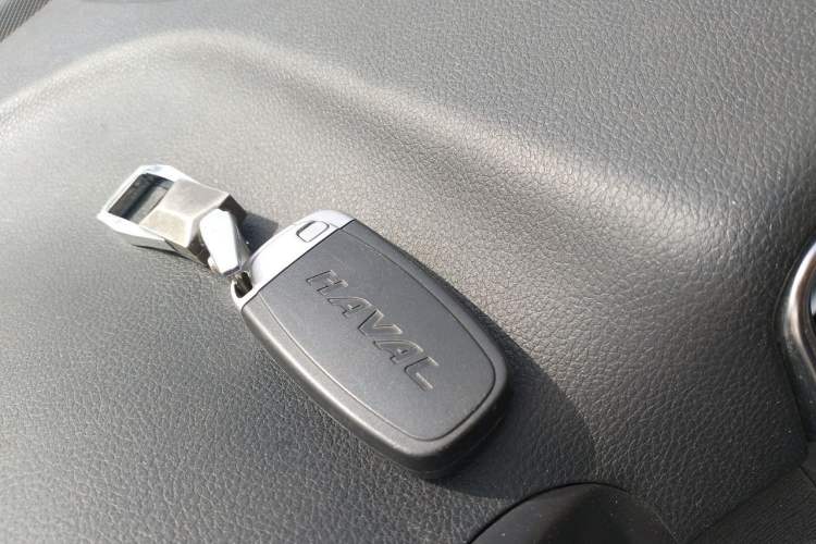 Used Haval H6 2015 Sport Edition 1.5T Automatic Two-Wheel Drive Luxury Model Vehicle Key