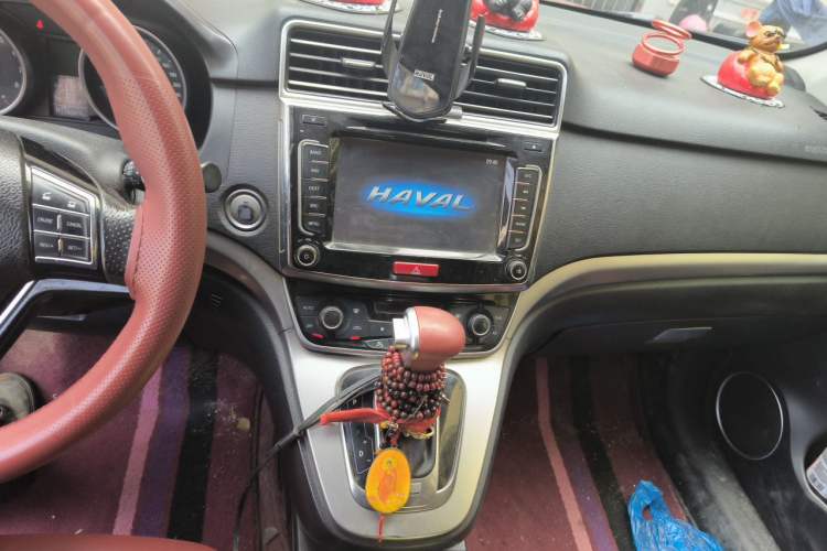 Used Haval H6 2015 Sport Edition 1.5T Automatic Two-Wheel Drive Luxury Model Audio And AC Panel