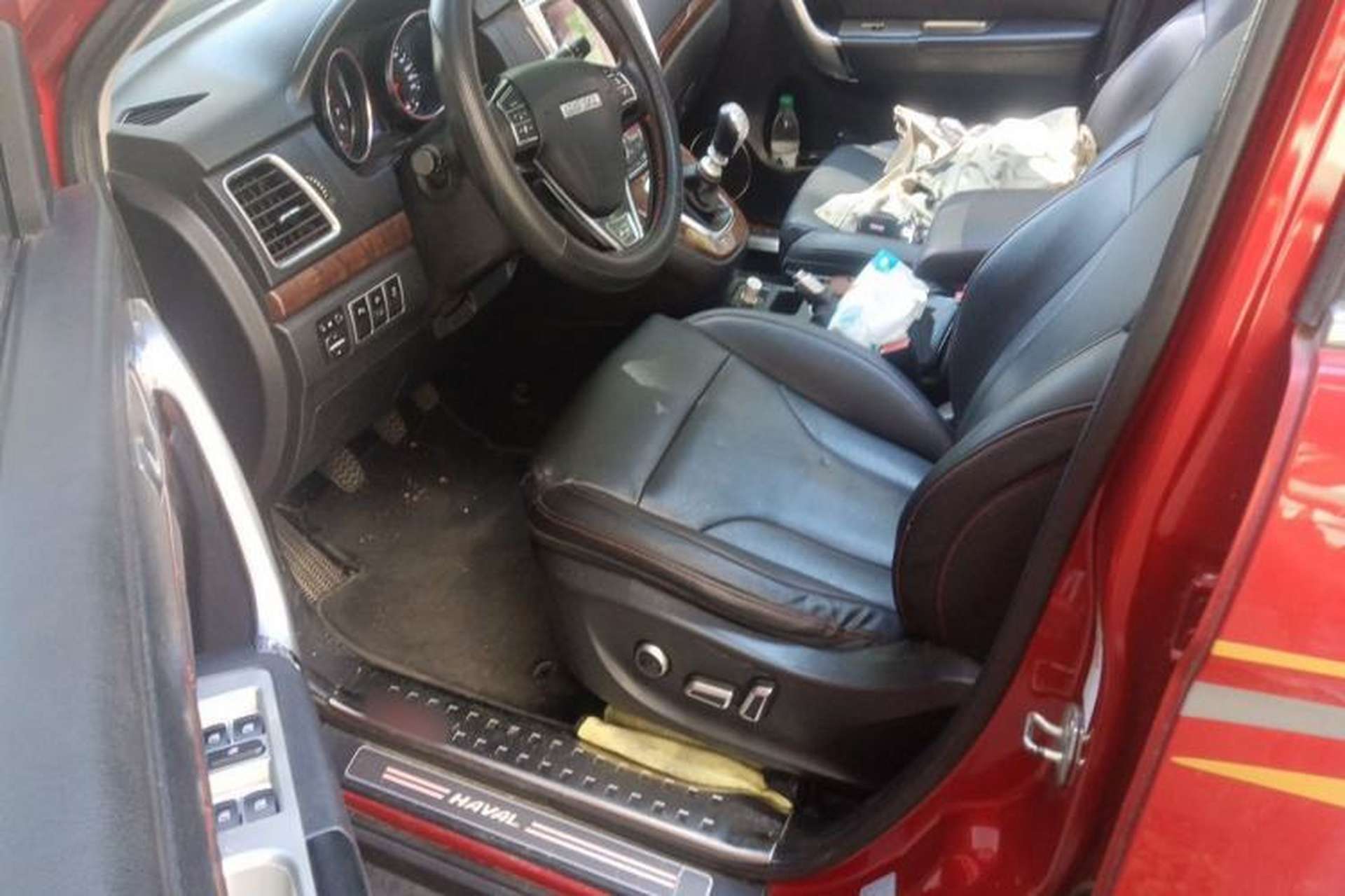 Used Haval H6 2015 Revised Version Sport Edition 1.5T Manual Transmission Two-Wheel Drive Elite Grade Driver Seat