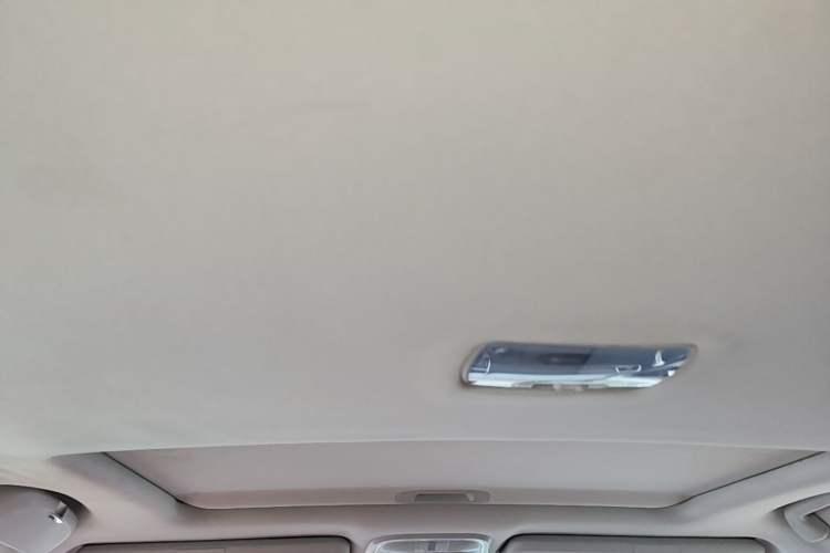 Used Haval H6 2015 Sport Edition 1.5T Manual Two-Wheel Drive Elite Model Headliner