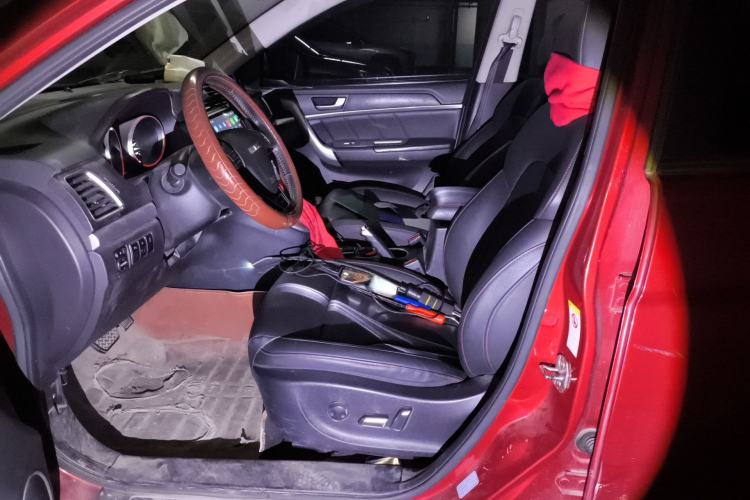 Used Haval H6 2015 Sport Edition 1.5T Automatic Two-Wheel Drive Luxury Model Left Front Seat