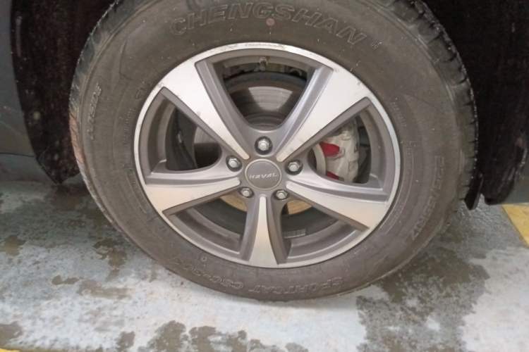 Used Haval H6 2015 Revised Version Sport Edition 1.5T Manual Transmission Two-Wheel Drive Elite Grade Right Front Wheel Hub