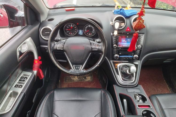 Used Haval H6 2015 Upgraded Model 1.5T Manual Two-Wheel Drive Elite Version Steering Wheel