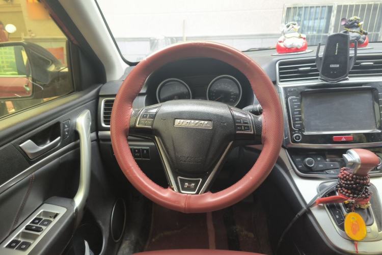 Used Haval H6 2015 Sport Edition 1.5T Automatic Two-Wheel Drive Luxury Model Steering Wheel