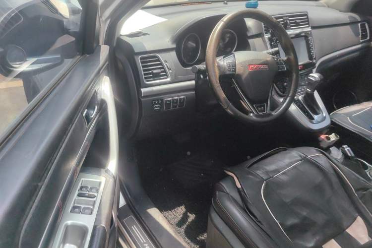 Used Haval H6 2015 Sport Edition 1.5T Automatic Two-Wheel Drive Luxury Model Driver Seat