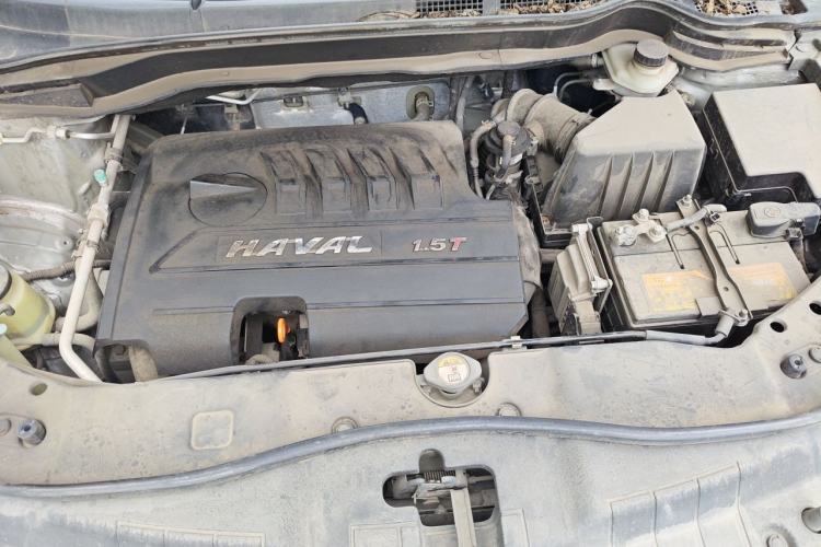 Used Haval H6 2015 Sport Edition 1.5T Automatic Two-Wheel Drive Luxury Model Engine Bay