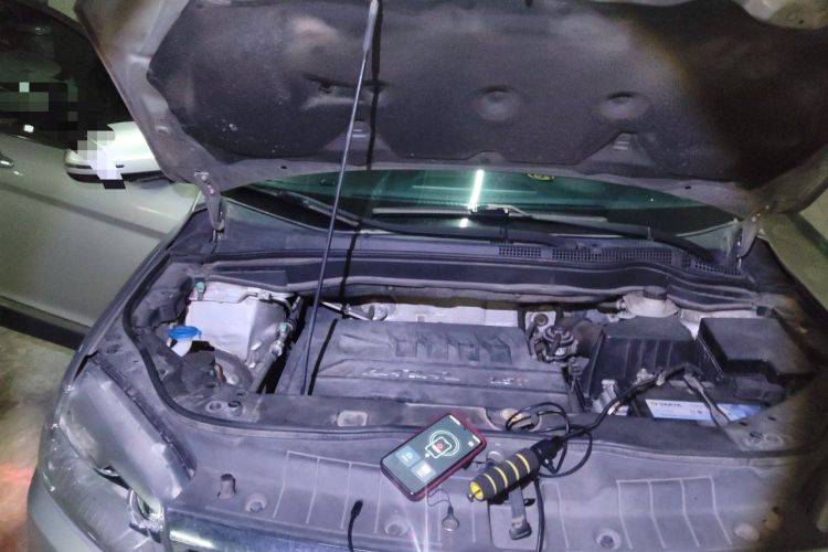 Used Haval H6 2015 Sport Edition 1.5T Automatic Two-Wheel Drive Luxury Model Engine Bay Right