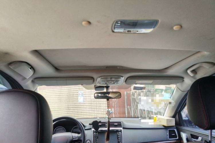 Used Haval H6 2015 Revised Version Sport Edition 1.5T Manual Transmission Two-Wheel Drive Elite Grade Headliner