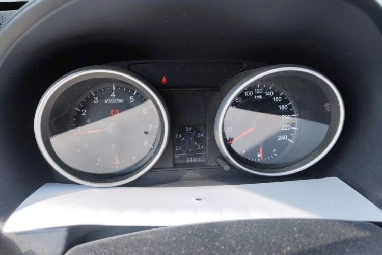 Used Haval H6 2015 Upgraded Model 1.5T Manual Two-Wheel Drive Elite Version Instrument Cluster