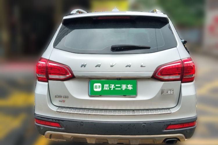 Used Haval H6 2015 Revised Version Sport Edition 1.5T Manual Transmission Two-Wheel Drive Elite Grade Rear