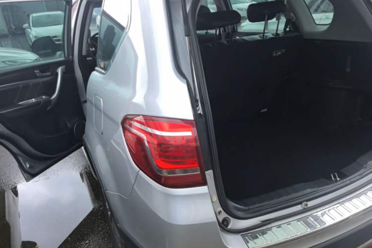 Used Haval H6 2015 Sport Edition 1.5T Automatic Two-Wheel Drive Luxury Model Rear Left 45 Deg