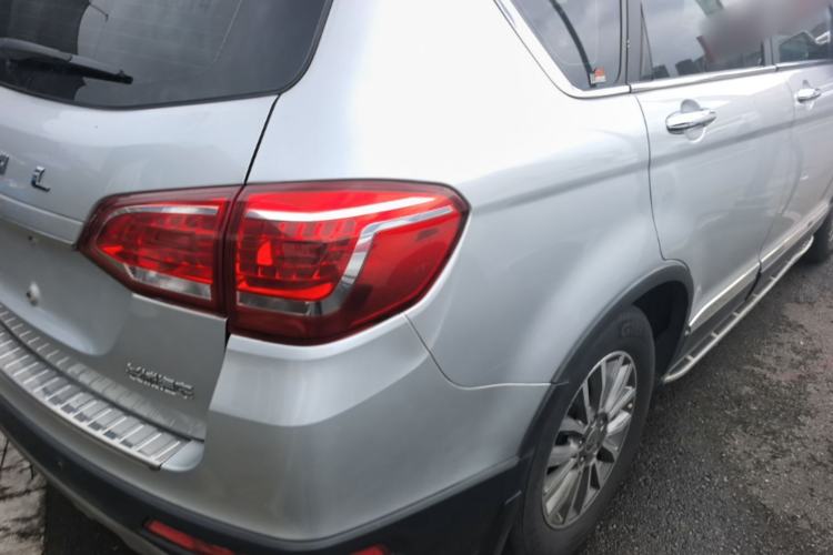 Used Haval H6 2015 Sport Edition 1.5T Automatic Two-Wheel Drive Luxury Model Rear Right 45 Deg