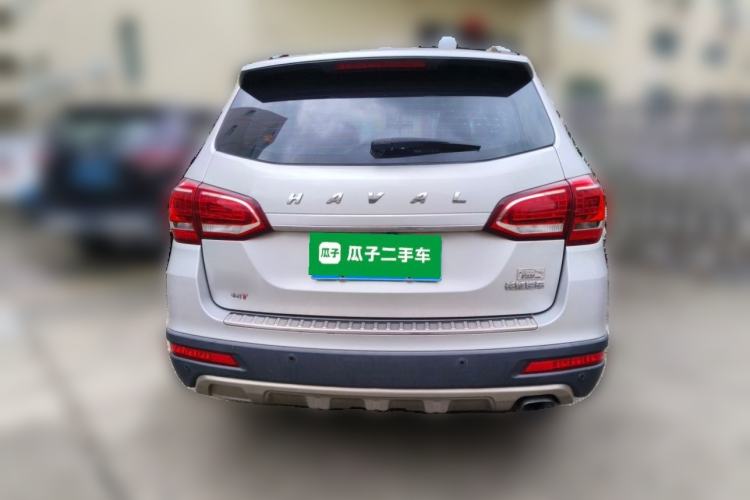 Used Haval H6 2015 Revised Version Sport Edition 1.5T Manual Transmission Two-Wheel Drive Elite Grade Rear