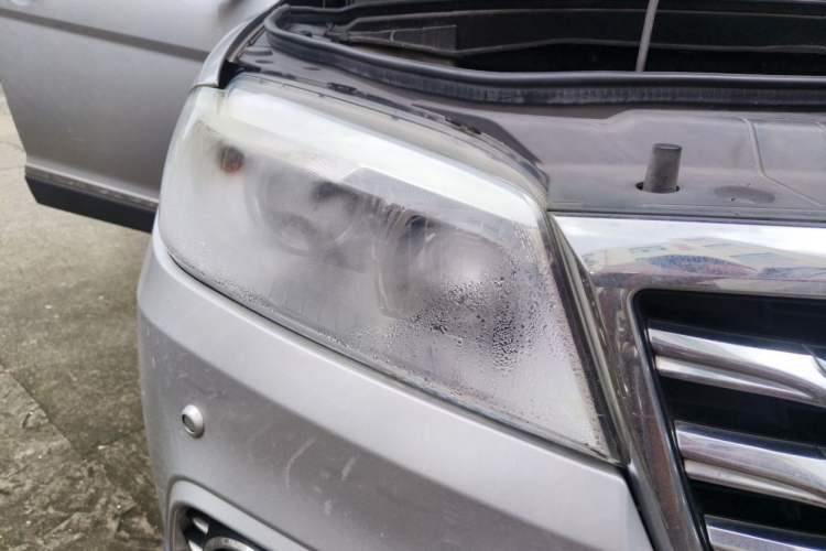 Used Haval H6 2015 Revised Version Sport Edition 1.5T Manual Transmission Two-Wheel Drive Elite Grade Right Front Headlight