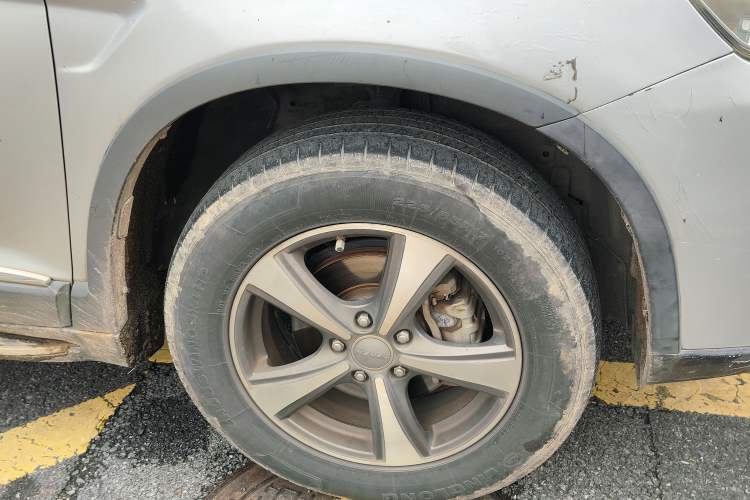 Used Haval H6 2015 Revised Version Sport Edition 1.5T Manual Transmission Two-Wheel Drive Elite Grade Right Front Wheel Hub
